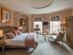 Darwin's Townhouse