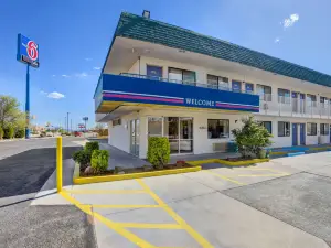 Motel 6 Grants, NM