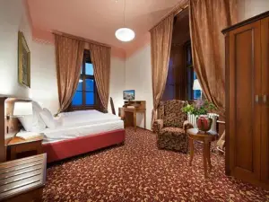 EA Zamecky Hotel Hruba Skala