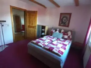 Top Apartment