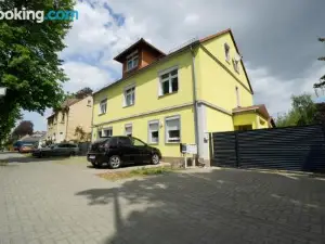 Lausitz-Apartment, 80m2, Waschtrockner, 2 X Parkplätze, Küche, Netflix