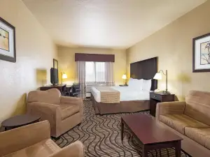 Baymont by Wyndham Henderson-Northeast Denver