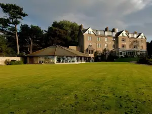 Golf View Hotel & Spa