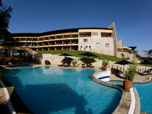 Chobe Safari Lodge-East Africa Uganda