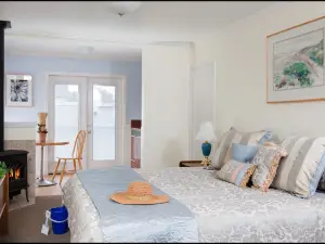 Tomales Bay Lodge and Marina Inc