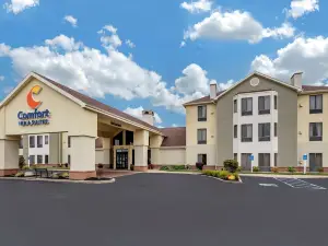 Comfort Inn & Suites Warsaw Near US-30