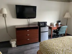 Royal Inn & Suites