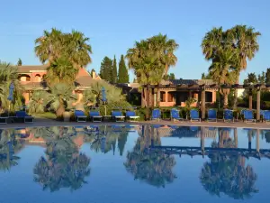 Lantana Resort Hotel&Apartments