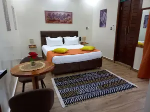 ZEBRA RESIDENCE