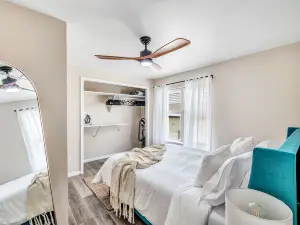 Across the Street from Von Stiehl Winery and Minutes to Beach - Stylish Haven
