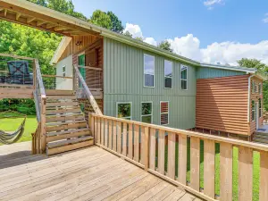 Views on 12 Acres: Ozark Mountain Cabin!