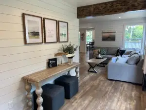 Red Tree Resort LLC