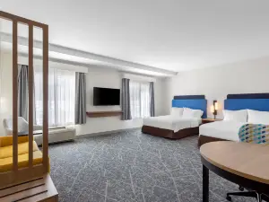 แฮมป์ตัน อินน์แอนด์สวีทส์ ชิคาโก เดียร์พาร์ค