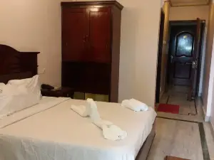 寶寶飯店