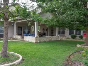 Hill Country Haute n Haus Relax and Renew