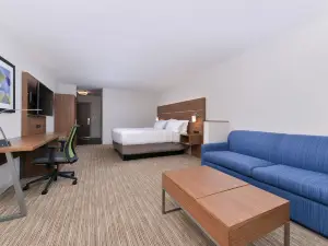 Holiday Inn Express & Suites Ogallala