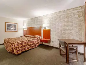 Devils Lake Inn by OYO Near Devils Lake Regional Airport