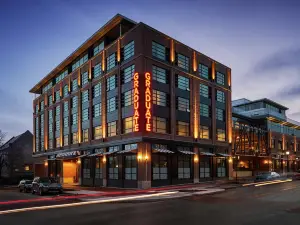 Graduate by Hilton Bloomington