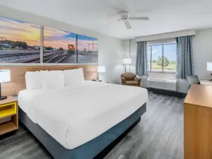 Days Inn by Wyndham Lamar