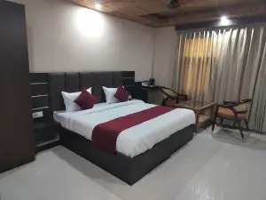 Hotel Ram Janki Palace