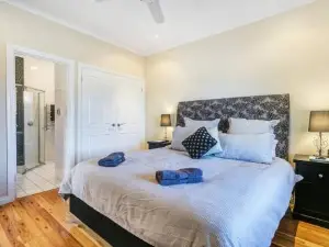 Captains Quarters Goolwa