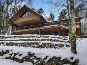 Yellow Birch Lodge - Private Vacation Rental Home
