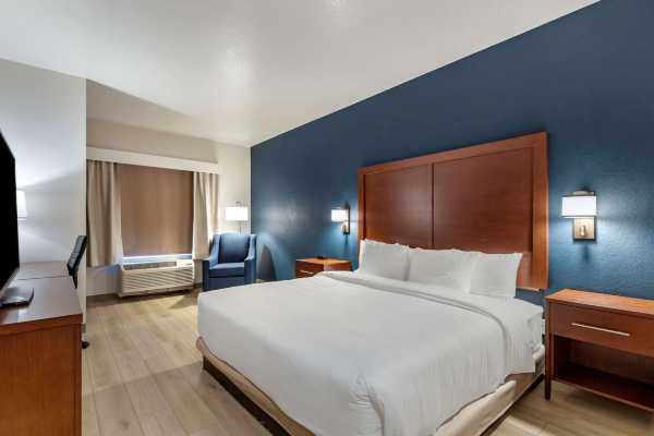 Comfort Suites Promo Code