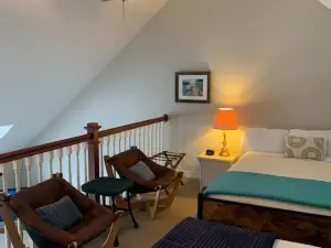 Unit 207 2 Bdrm/ 2 BA
