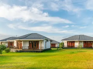 Moyoni Airport Lodge