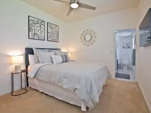 Walk to Coachella Festival.Gated Pool Home/3 baths
