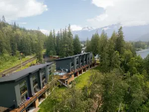 Basecamp Resorts Revelstoke