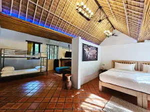 Baanpong Lodge