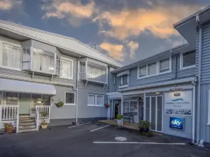 Harbour View Motel and Waterfront Apartments