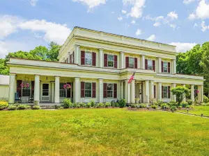 Arlington Inn & Spa