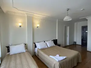 Otel King