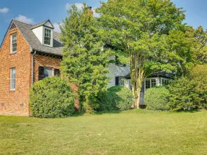 Terre Haute Manor Farmhouse w/ Gardens & Deck!