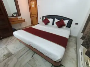 Raja Hotel Kalyan