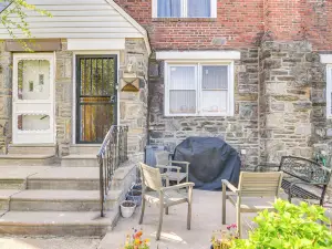 Quaint Lansdowne Getaway Near Downtown Philly!