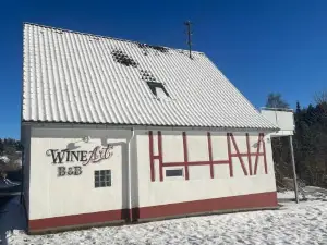 Wineartb&B