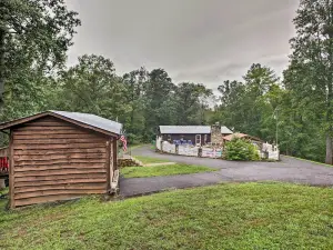 Carters Hideaway by Fairy Stone Pool and Hot Tub