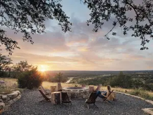 Walden Retreats Hill Country