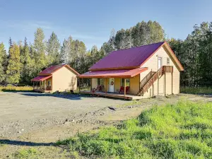 Cozy Soldotna Vacation Rental Near Kenai River!