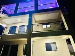 VNZ Luxury Apartment