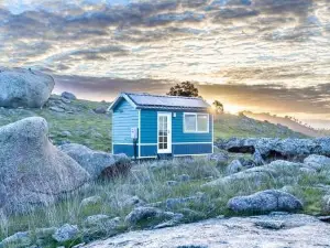Heathcote Hills Tiny House - Tiny Stays