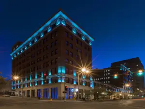 เดอะเคอร์เรนท์ ไอโอวา ออโตกราฟคอลเลกชั่น