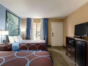Opulent Oasis Motel Crestview