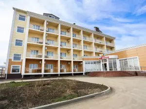 Zvezda Tamani Hotel