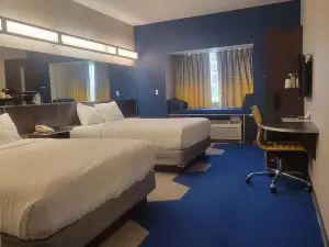 Microtel Inn & Suites by Wyndham Council Bluffs/Omaha