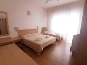 โรงแรมซันตานนา