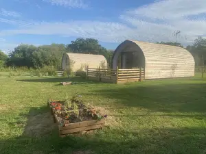 1-Bed Pod Cabin in Beautiful Surroundings Wrexham